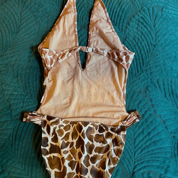 Vintage Sexy Side Cutout Swimsuit - Picture 8 of 9